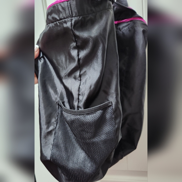 LULULEMON The Rest is Written Tote in Highlight Purple NWOT - Picture 11 of 16